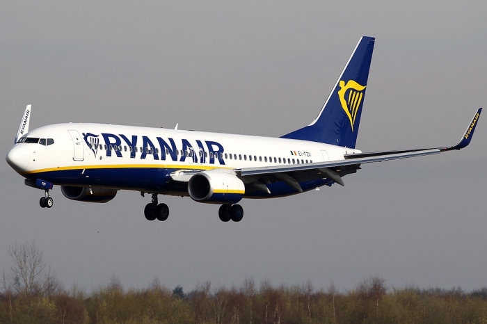 Ryanair narrows loss forecast for year to end-March
