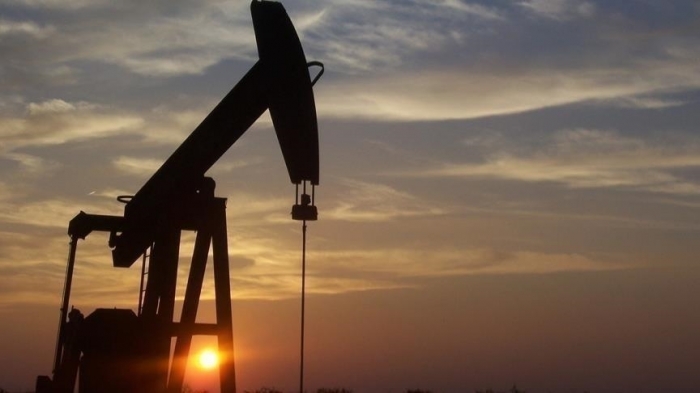 Oil up over estimated fall in US crude stocks, tight supply
