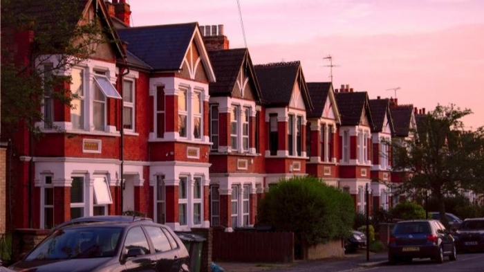 UK house prices jump 8.1% in October
