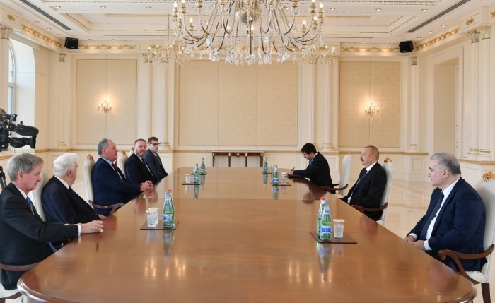 President Ilham Aliyev received Chairman of All-Party Parliamentary Group on Azerbaijan
