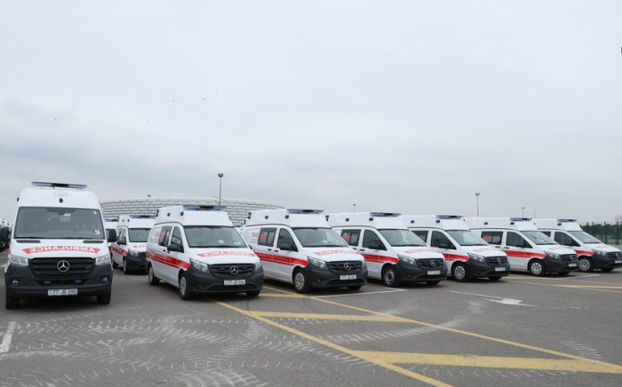 В Азербайджане увеличат парк машин скорой помощи
