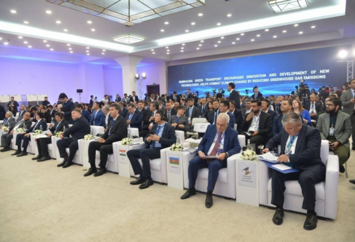 В Ташкенте начался I транспортный форум ШОС