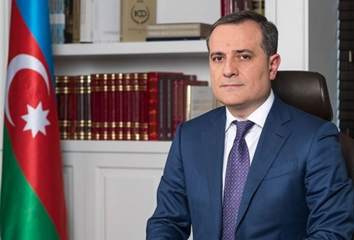 Министр иностранных дел Азербайджана отбыл с официальным визитом в Румынию