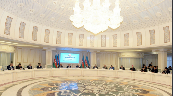 В Баку состоялась конференция на тему «Великий лидер и наши национально-нравственные ценности»