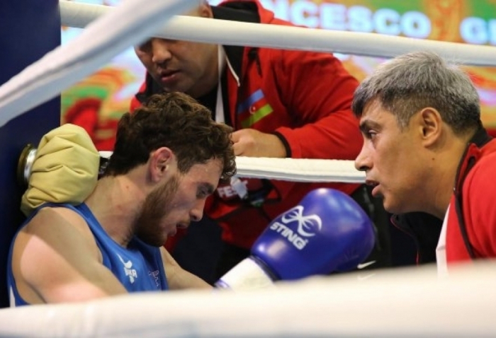 Чемпионат Европы: Два азербайджанских боксера вышли в финал