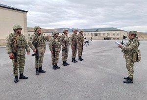 В Азербайджанской армии проходят занятия по общественно-политической подготовке