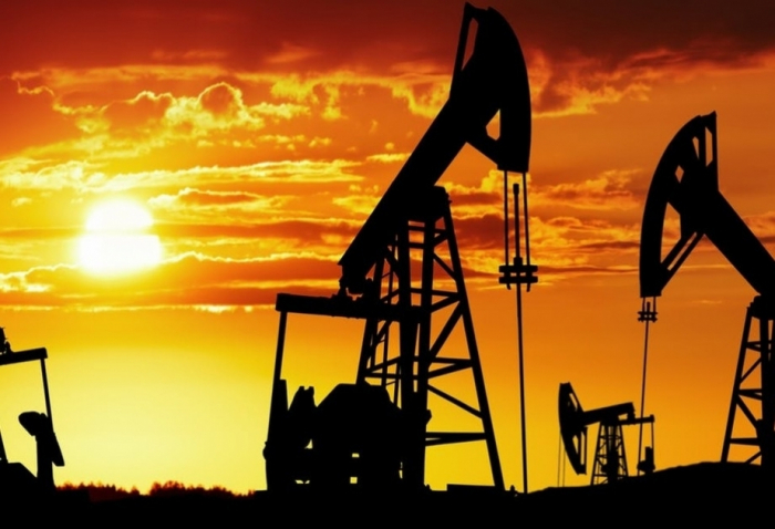 Цена азербайджанской нефти продолжает снижаться