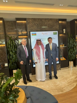 Обсуждены перспективы расширения сотрудничества с Саудовской Аравией в области инвестиций и реализации совместных проектов