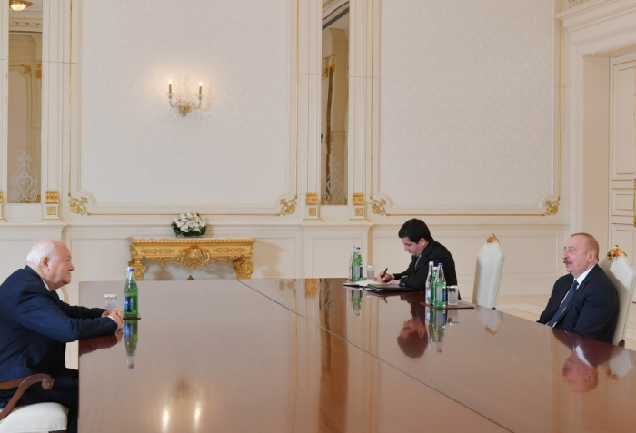  Президент Ильхам Алиев принял верховного представителя Альянса цивилизаций ООН  