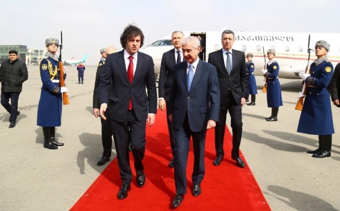 Премьер-министр Грузии прибыл с официальным визитом в Азербайджан