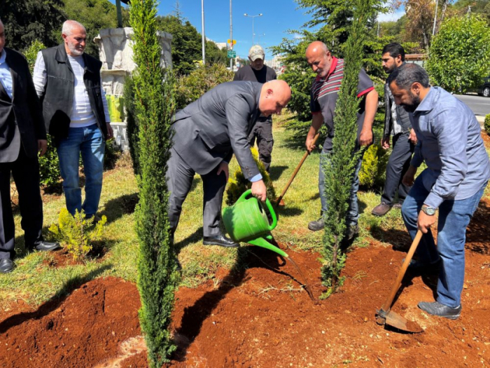 В Иордании по случаю 101-й годовщины со дня рождения великого лидера посажены деревья