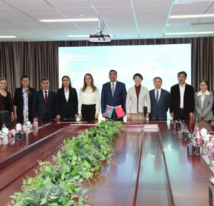 Подписано соглашение между Бакинской высшей школой нефти и Китайским нефтяным университетом