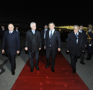 Завершился визит в Азербайджан Президента Кыргызстана Садыра Жапарова