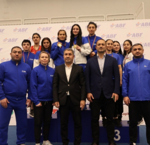 Азербайджанские женщины-боксеры завершили международный турнир с девятью медалями
