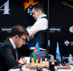 Турнир претендентов: Ниджат Абасов против шахматиста США