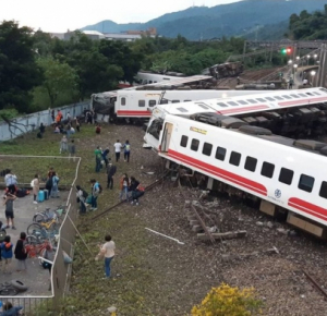 Taiwan: At least 34 killed after train derails inside tunnel
