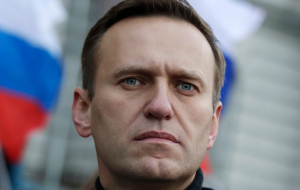Russian opposition figure Navalny ends hunger strike
