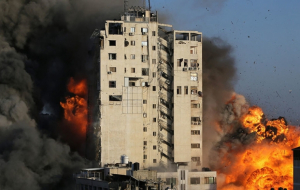 Israel, Hamas continue to trade blows on third day of intense fighting
