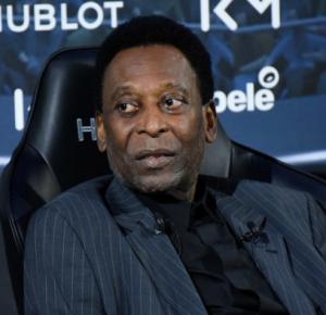 Brazilian soccer legend Pele leaves hospital