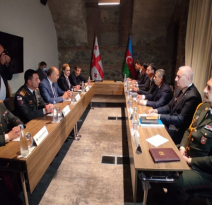 Azerbaijani and Georgian Defense Ministers hold bilateral meeting

