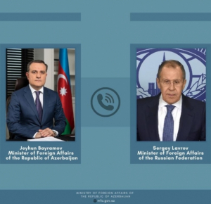Azerbaijani, Russian FMs hold phone talk