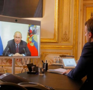 Macron expresses worries over Ukraine to Putin