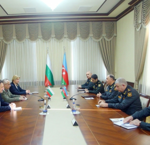Chief of General Staff of Azerbaijani Army meets with Bulgarian delegation
