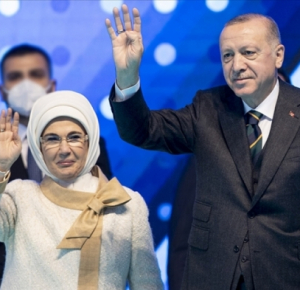 Turkish president, First Lady experiencing 'mild symptoms' after testing positive for COVID-19
