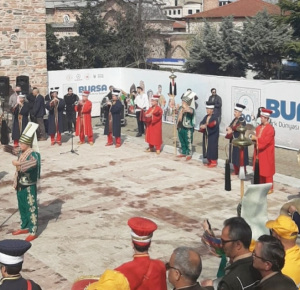 Azerbaijani delegation joins march to celebrate Bursa as Cultural Capital of Turkic World 2022