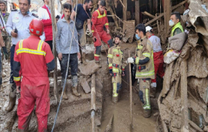Flash flood kills 5, injures 9 in northern Tehran
