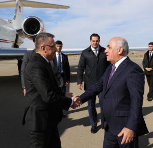 Azerbaijani PM welcomes Turkish Vice President at Fuzuli International Airport