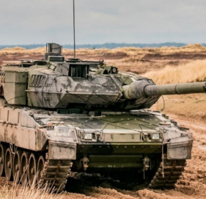 Канада отправила Украине первый из четырех танков Leopard 2
