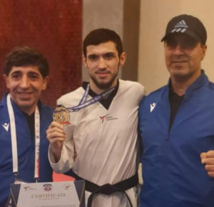 Азербайджанский таэквондист завоевал золотую медаль на Кубке президента в Стамбуле
