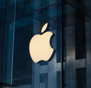 Госслужба выявила случаи незаконного использования логотипа Apple
