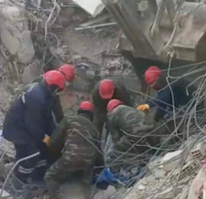 Сотрудники МЧС Азербайджана спасли 53 человека и извлекли 729 тел из-под завалов в Турции
