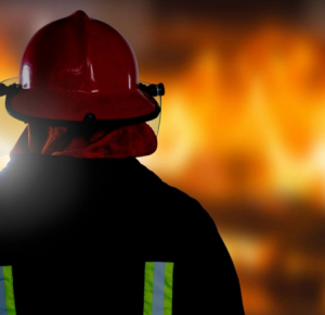 В Сабирабаде 20 сотрудников МЧС отравились при пожаре на хлопковом заводе
