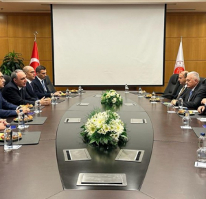 Делегация во главе с Генпрокурором Азербайджана встретилась с Бинали Йылдырымом