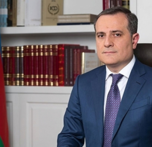 Министр иностранных дел Азербайджана отбыл с официальным визитом в Румынию