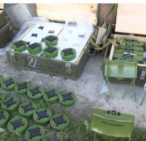   Минобороны опубликовало видеокадры обнаруженных в Карабахе складов с инженерными боеприпасами<span style=