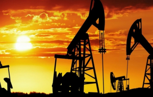 Цена азербайджанской нефти продолжает снижаться