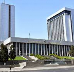 Милли Меджлис поздравил президента Ильхама Алиева и Мехрибан Алиеву