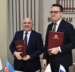 Национальные театры Азербайджана и России подписали меморандум о сотрудничестве