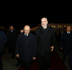 Премьер-министр Албании Эди Рама прибыл с рабочим визитом в Азербайджан