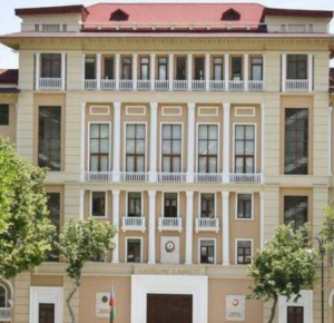 В Азербайджане продлен срок действия режима особого карантина