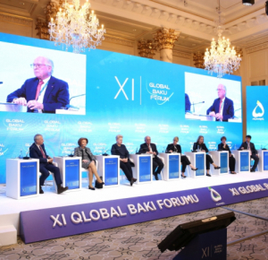 Последнее панельное заседание второго дня XI Глобального Бакинского форума было посвящено теме «Роль региональных военных и экономических альянсов»